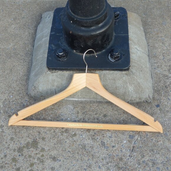 Vintage Canadian Pacific Hotels & Resorts Wood Hanger - Picture 1 of 13